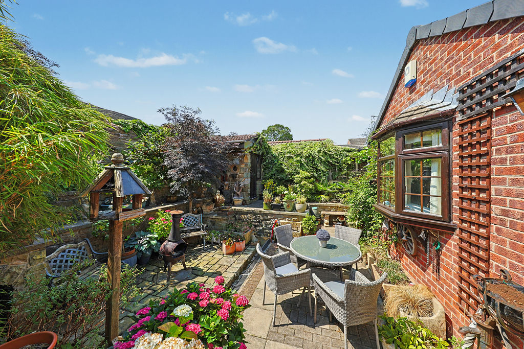 Chestnut Close